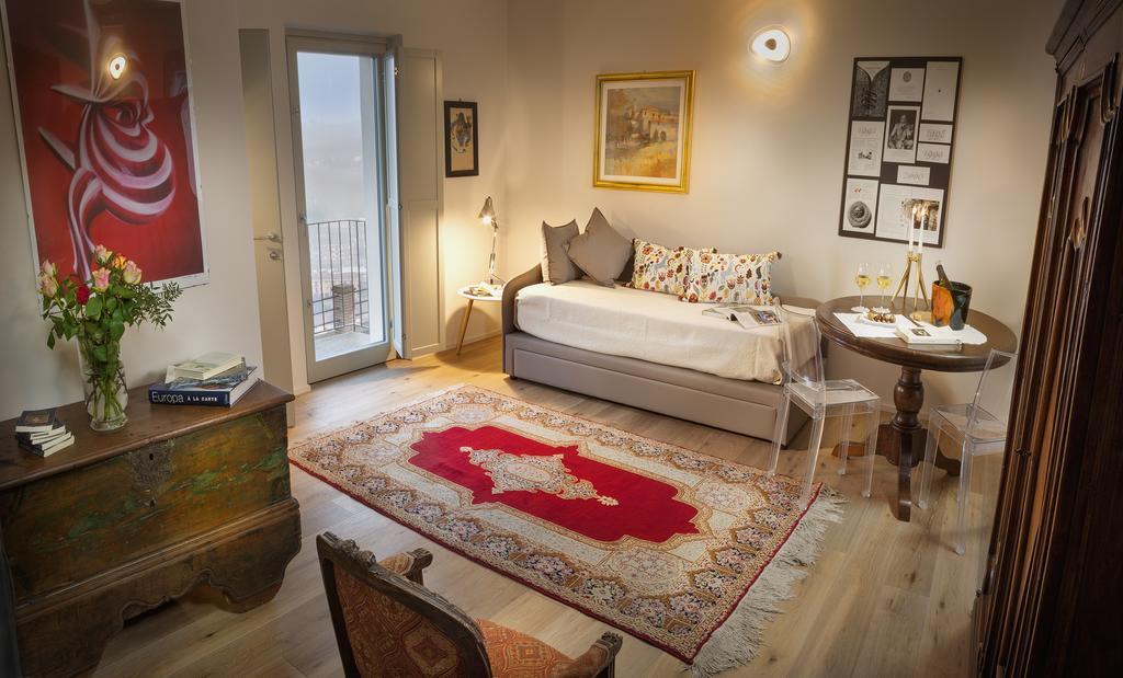 Borgese Camere E Suites เนเว ภายนอก รูปภาพ